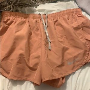 NIKE RUNNING SHORTS